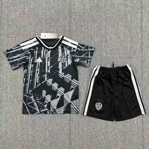 26-27 Leeds United United Third Kids Soccer Jerseys and shorts